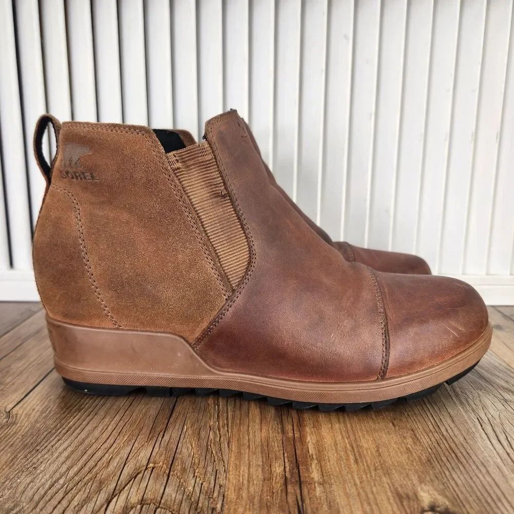 Sorel Evie Chelsea Boots Womens Size 9.5 Brown Leather Hidden Wedge Heel Ankle